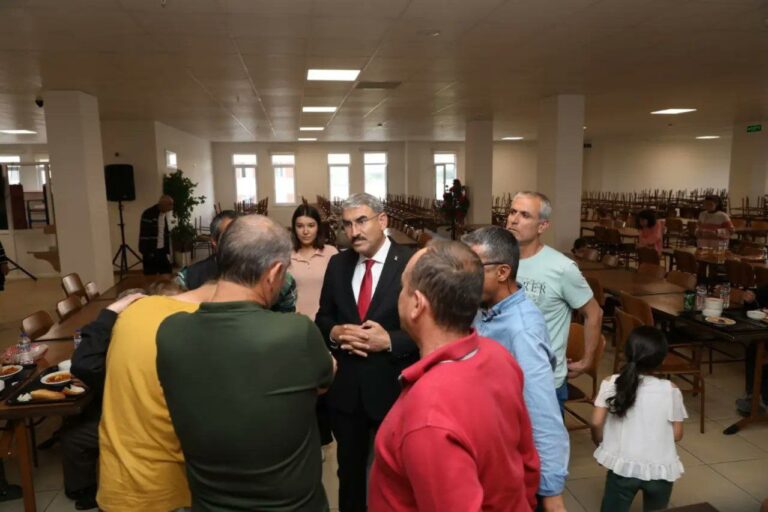 KYK Yurtlarında Misafir Edilen Depremzedelere Ziyaret