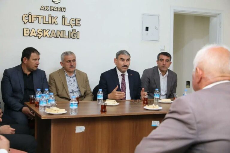 Çiftlik İlçe Teşkilat Toplantısı