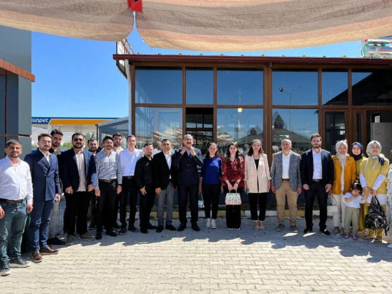 Avukatlarla Buluşma