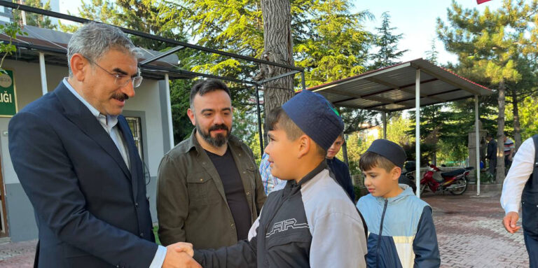Bayram Namazı Sonrası Derbent Mezarlığı Ziyareti