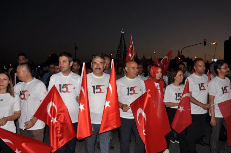 15 Temmuz Milli Birlik ve Fener Alayı Yürüyüşü