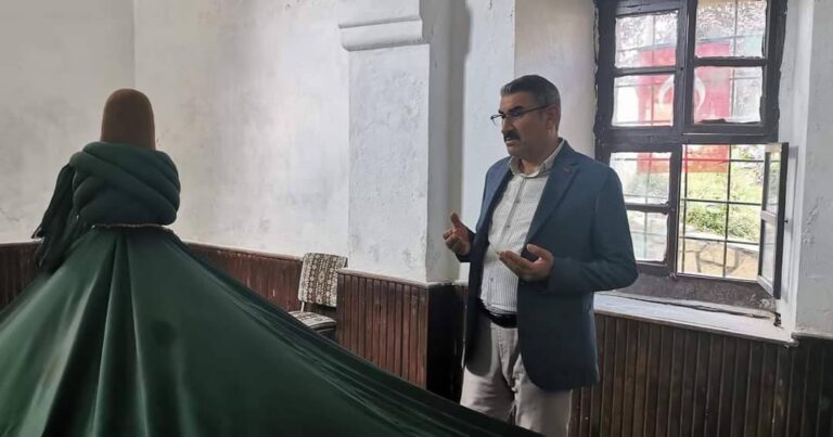 Burhan Mahallesi Kesikbaş Türbesi Ziyareti